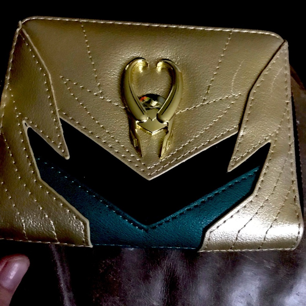 Loki loungefly wallet